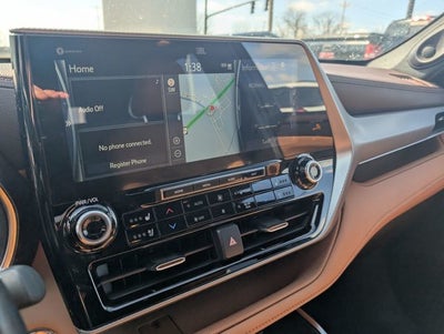 2022 Toyota Highlander Hybrid Platinum