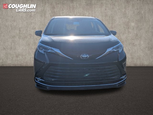 2023 Toyota Sienna Platinum 7 Passenger