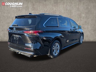 2023 Toyota Sienna Platinum 7 Passenger