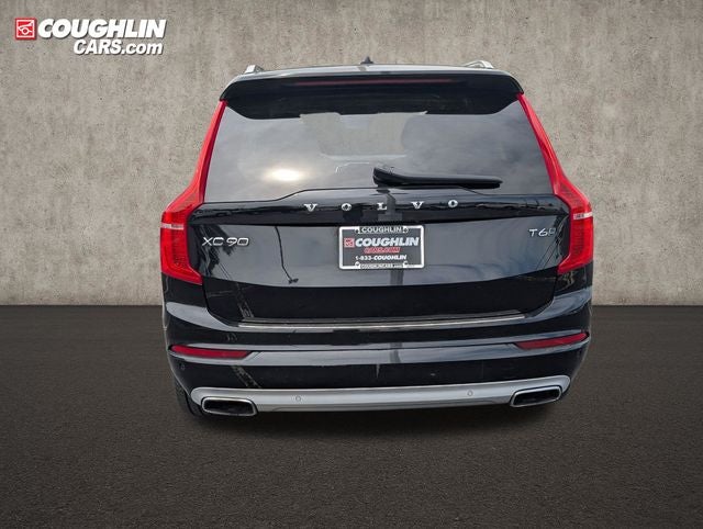 2021 Volvo XC90 T6 Momentum