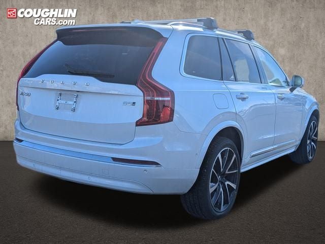 2023 Volvo XC90 B5 Plus