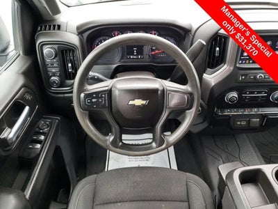 2023 Chevrolet Silverado 1500 4WD Crew Cab 147" Custom