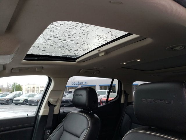 2020 GMC Acadia Denali