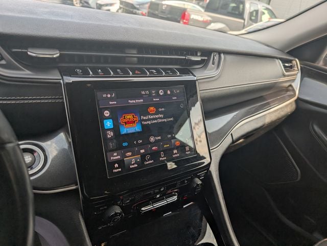 2022 Jeep Grand Cherokee L Laredo