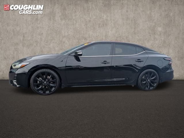 2022 Nissan Maxima SR