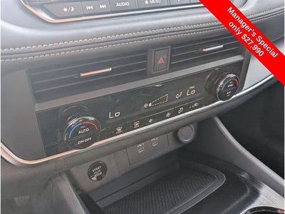 2025 Nissan Rogue SV