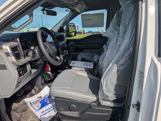 2026 Ford F-550SD DRW