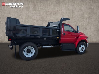 2025 Ford F-750SD Base