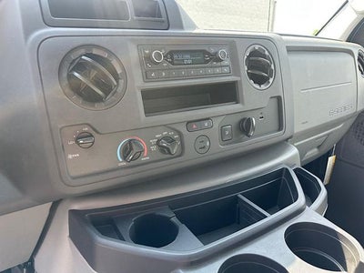 2024 Ford E-Series Cutaway Base