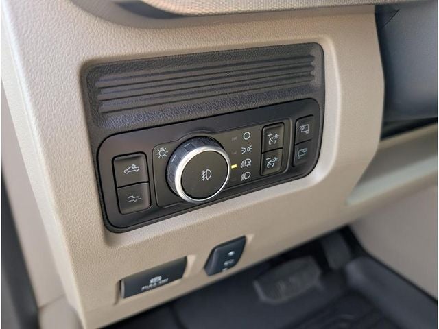 2025 Ford F-350SD Platinum