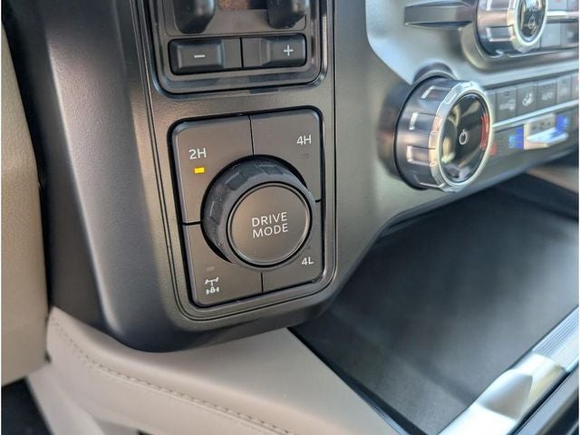 2025 Ford F-350SD Platinum