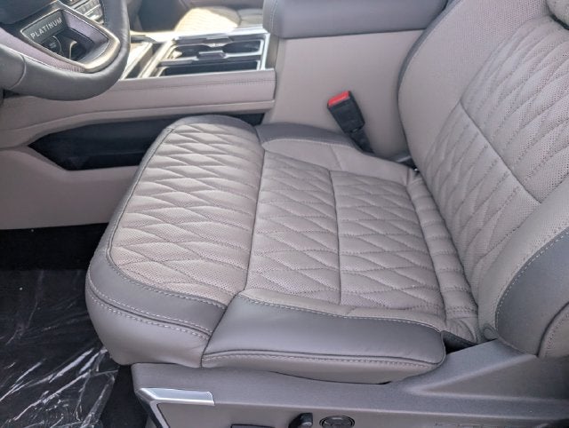 2027 Ford F-350SD Platinum