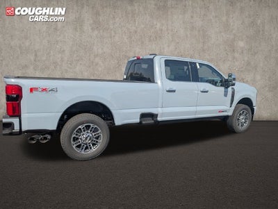 2027 Ford F-350SD Platinum