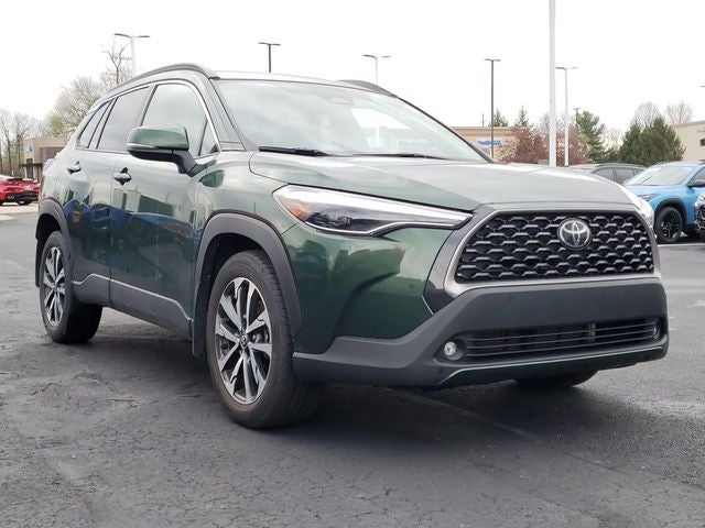 2023 Toyota Corolla Cross XLE