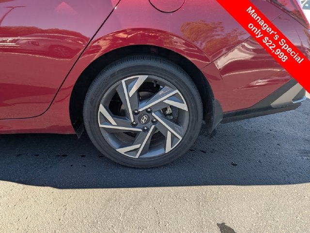 2025 Hyundai Elantra Limited