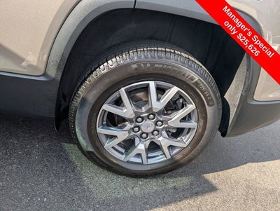 2023 GMC Acadia SLT