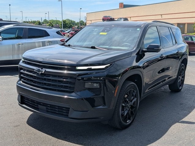 2024 Chevrolet Traverse FWD LT