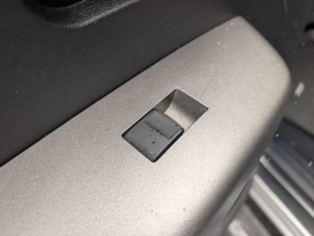 2011 Toyota Tundra 4WD Truck Grade