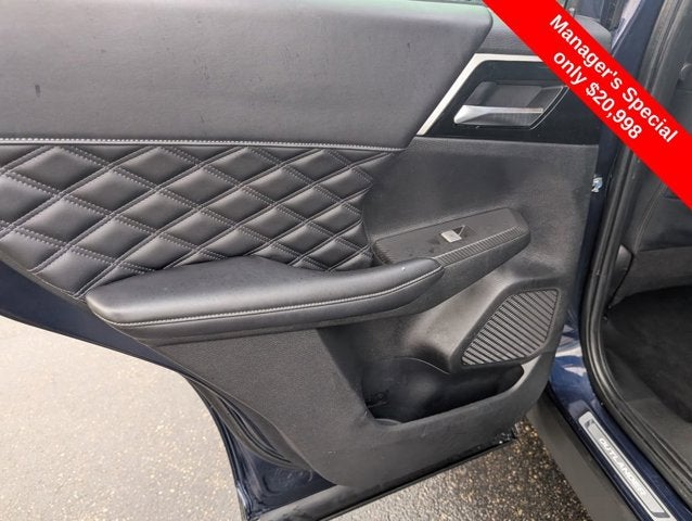 2022 Mitsubishi Outlander SEL