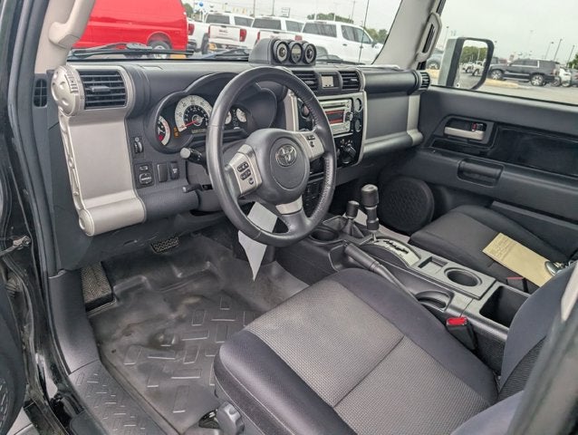 2014 Toyota FJ Cruiser Base