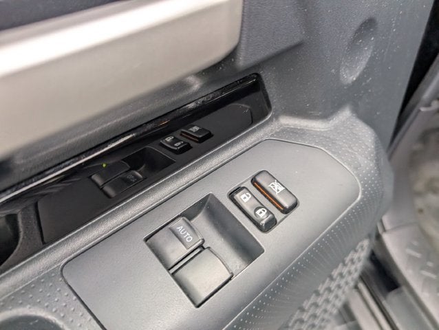 2014 Toyota FJ Cruiser Base