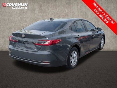 2025 Toyota Camry LE