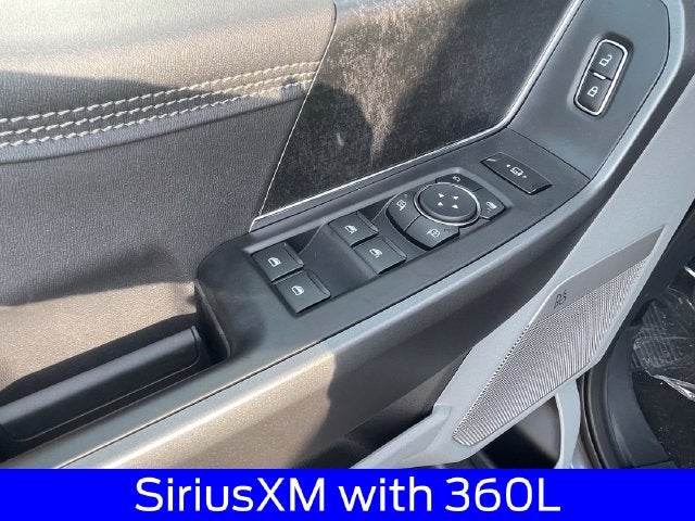 2027 Ford F-350SD XLT