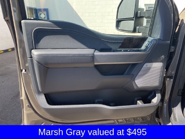 2027 Ford F-350SD Lariat DRW