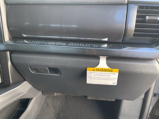 2027 Ford F-350SD Lariat DRW