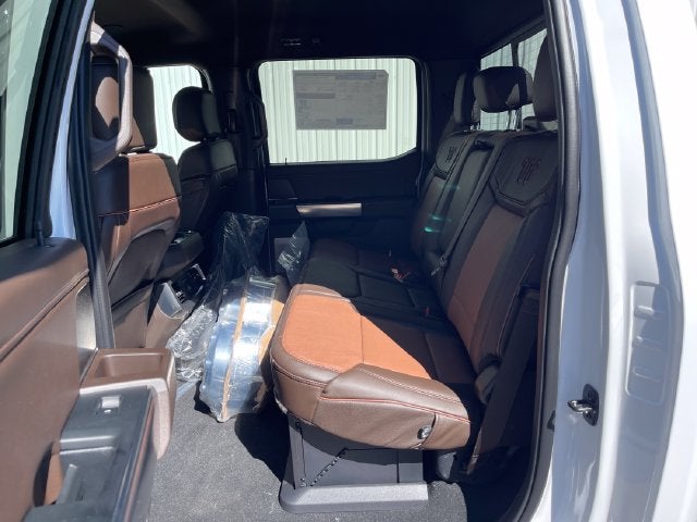 2027 Ford F-350SD King Ranch DRW