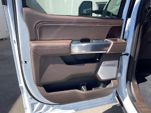2027 Ford F-350SD King Ranch DRW