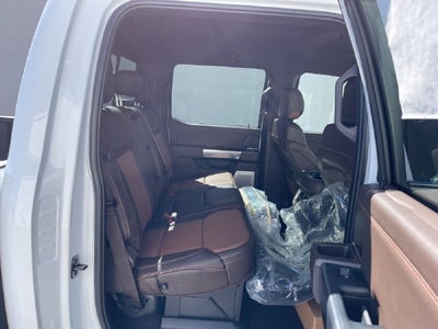 2027 Ford F-350SD King Ranch DRW
