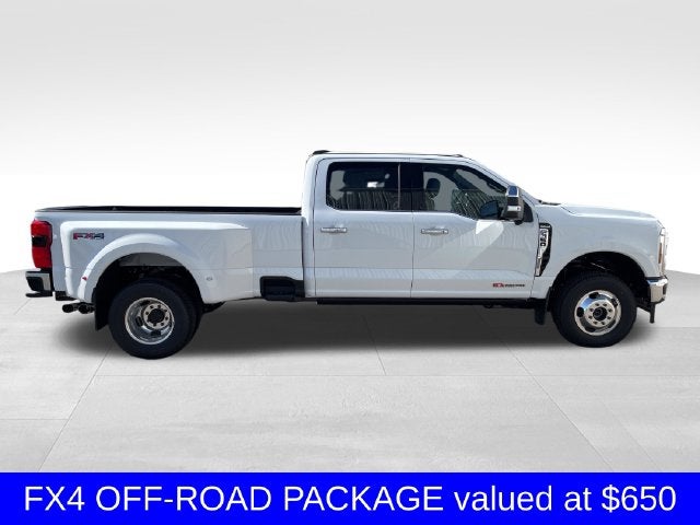 2027 Ford F-350SD King Ranch DRW