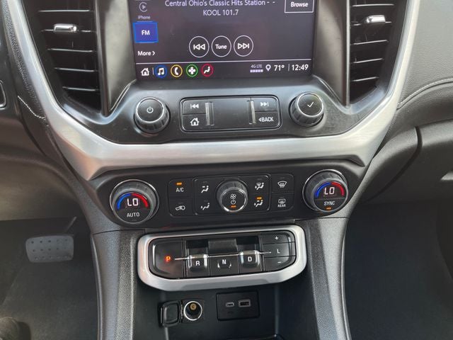 2023 GMC Acadia SLE
