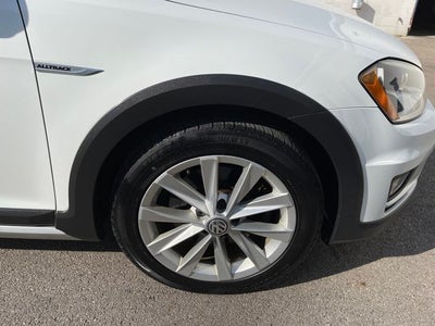2017 Volkswagen Golf Alltrack TSI SE 4Motion