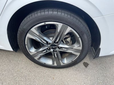 2024 Kia K5 EX