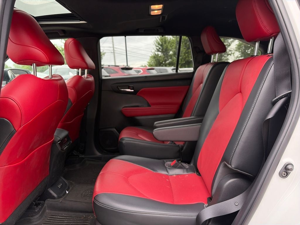 2022 Toyota Highlander XSE