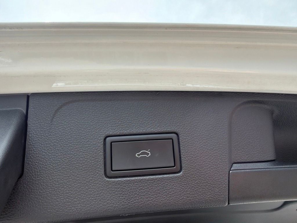 2023 Volkswagen Atlas 2.0T SEL