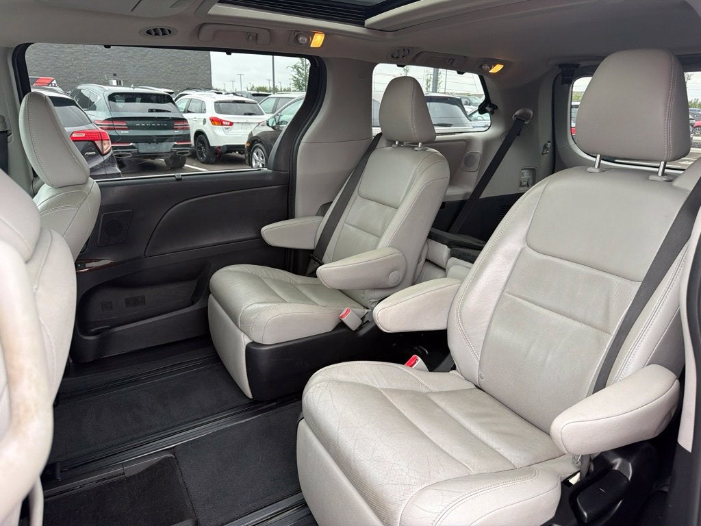 2015 Toyota Sienna Limited Premium 7 Passenger
