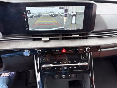 2024 Kia Carnival SX
