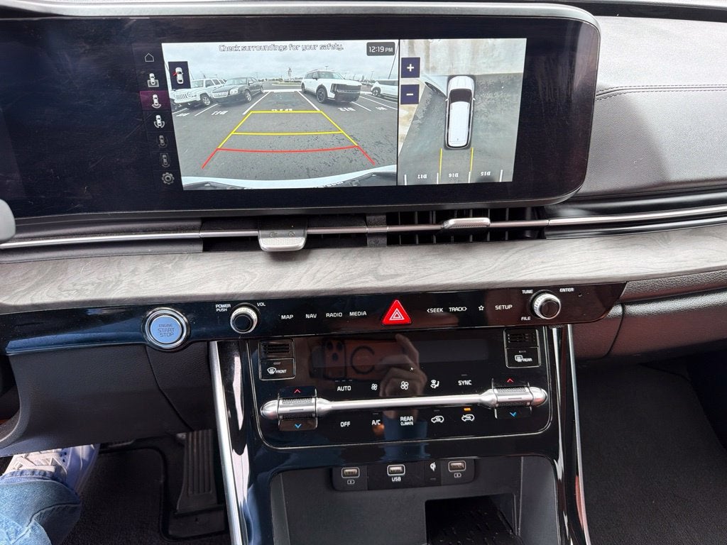 2024 Kia Carnival SX
