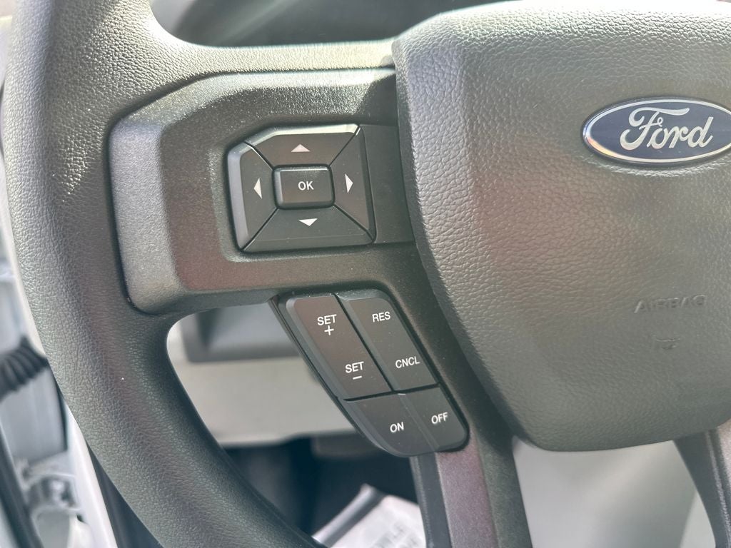 2025 Ford Super Duty E-350 Base Cutaway