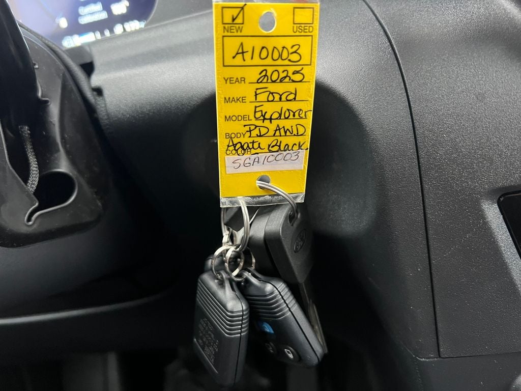 2025 Ford Utility Police Interceptor Base