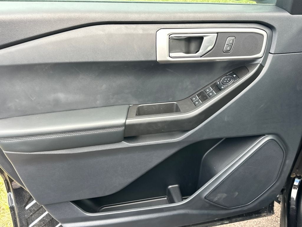 2025 Ford Utility Police Interceptor Base