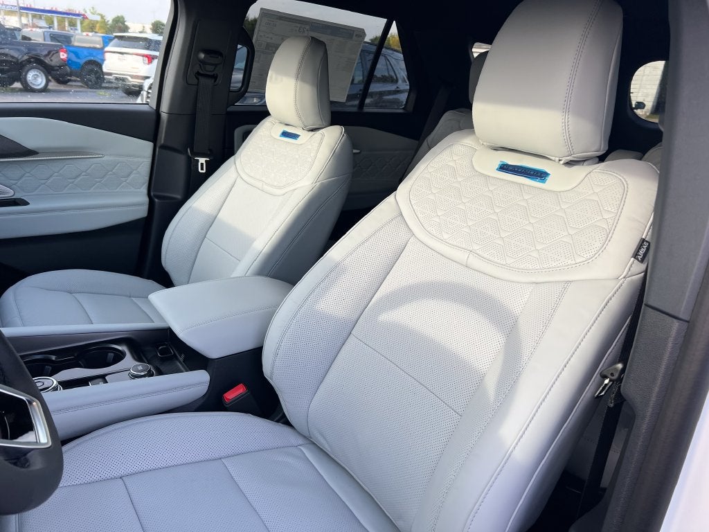 2027 Ford Explorer Platinum