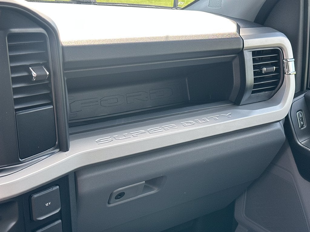 2027 Ford F-250SD XL