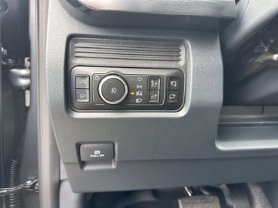 2027 Ford F-350SD Lariat