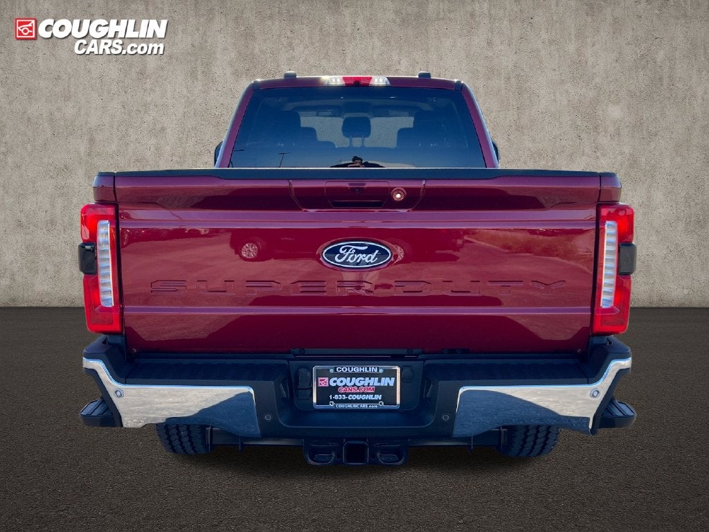 2027 Ford F-350SD Lariat