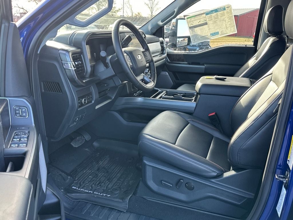 2026 Ford F-350SD Lariat FX4