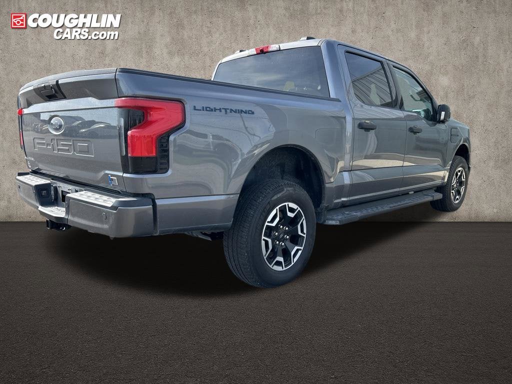 2023 Ford F-150 Lightning XLT